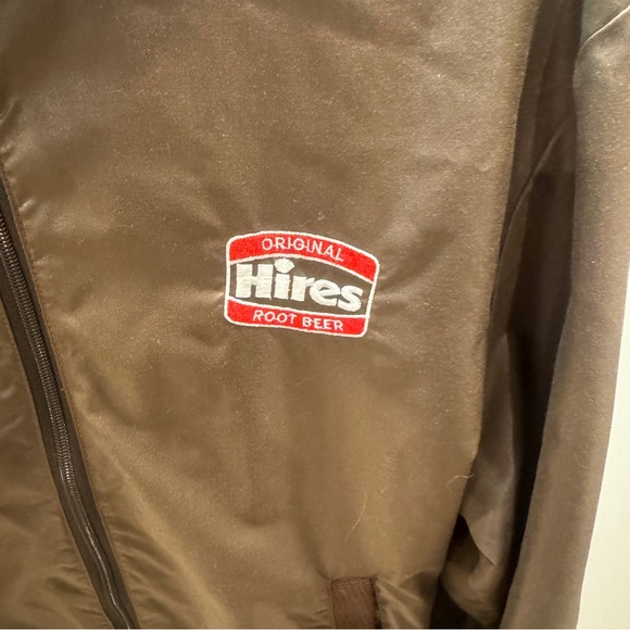 80’s/90’s Hires Rootbeer brown delivery jacket in a Men’s size medium - Picture 2 of 9